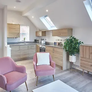  Holiday home Host & - Guillemot House United Kingdom