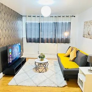 Apartment Shoreditch Central, London
